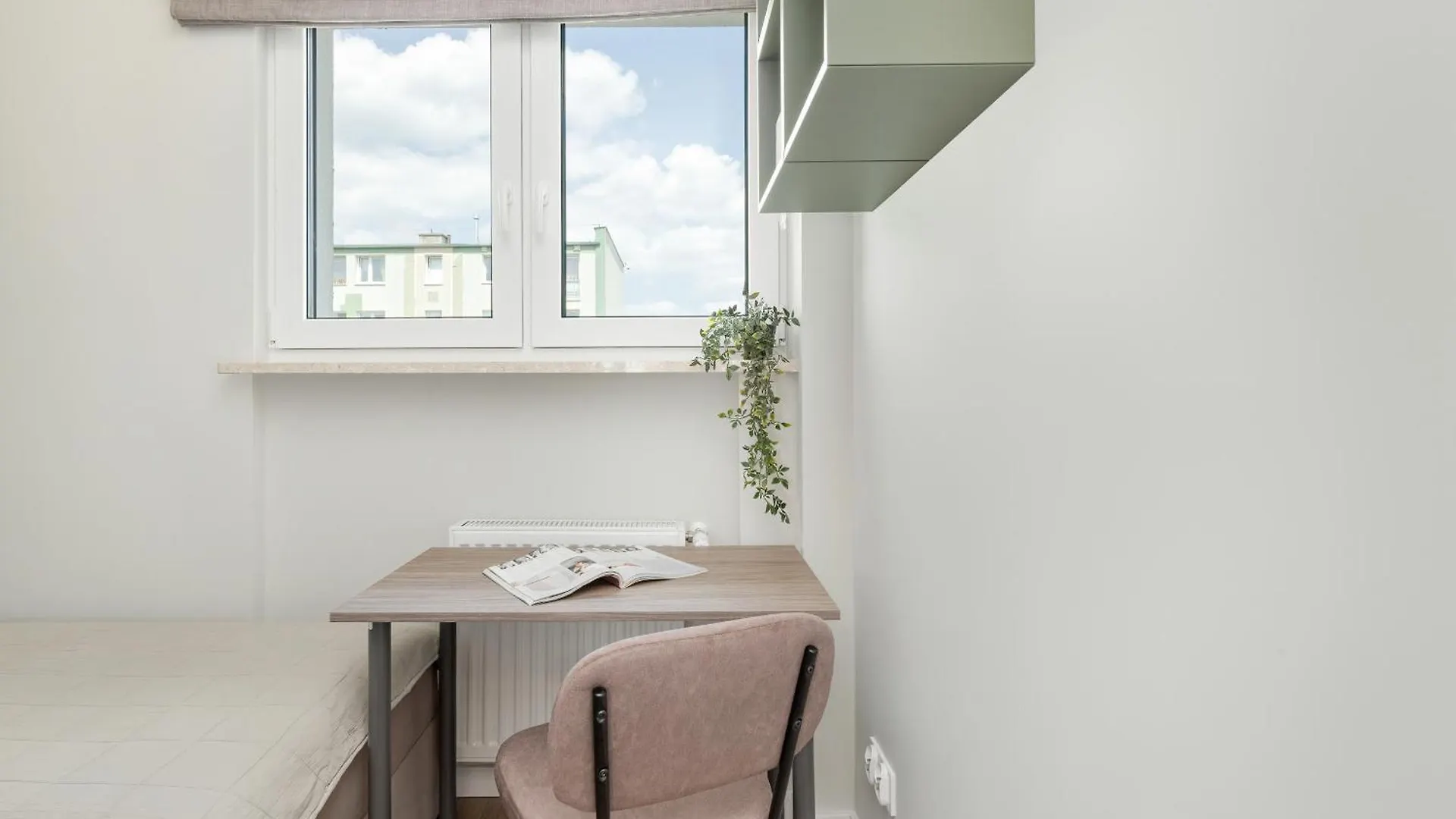 Kaszmirowy Apartament Z 3 Sypialniami Blisko Plazy W Gdansku By Noclegi Renters 0*, Gdansk